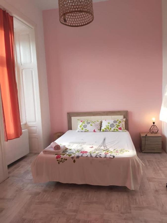 Apartment Casa Thaja Centru *
